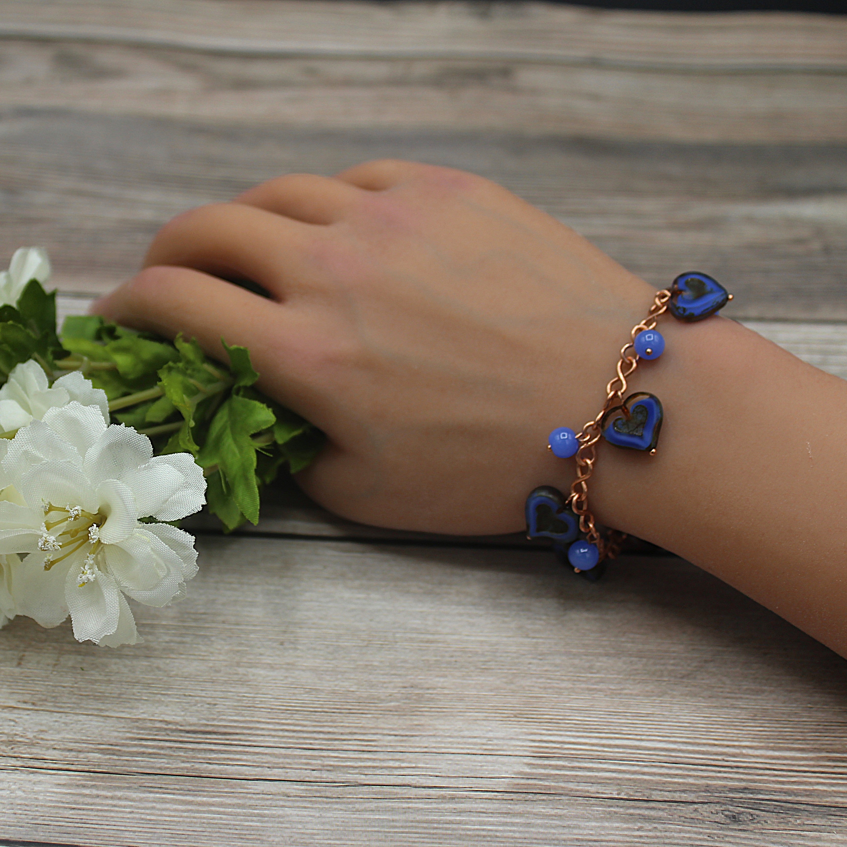 Handcrafted Czech Glass Heart Dangle Bracelet in Copper 7.00"